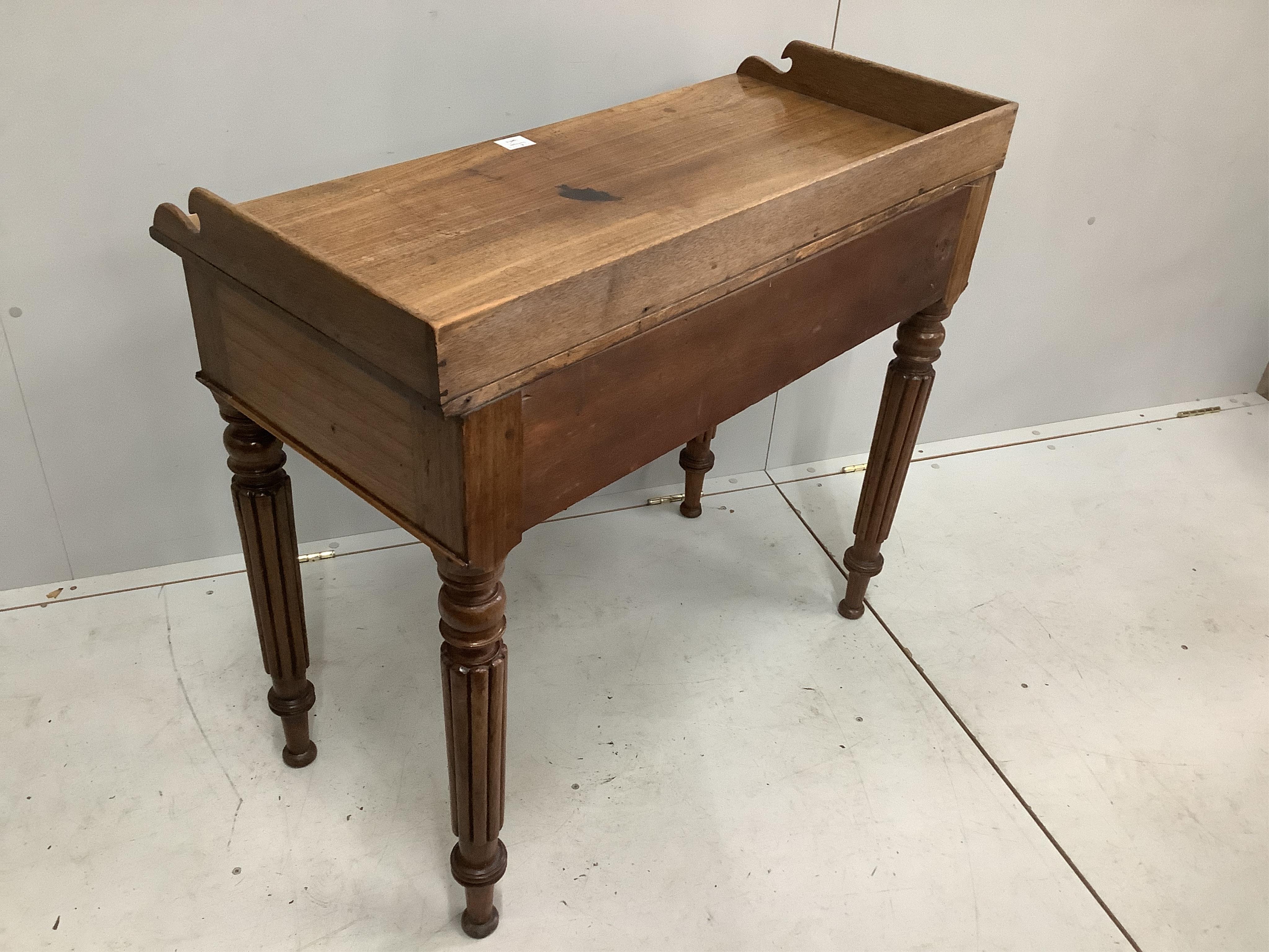 A Regency mahogany wash stand, width 90cm, depth 45cm, height 83cm. Condition - fair